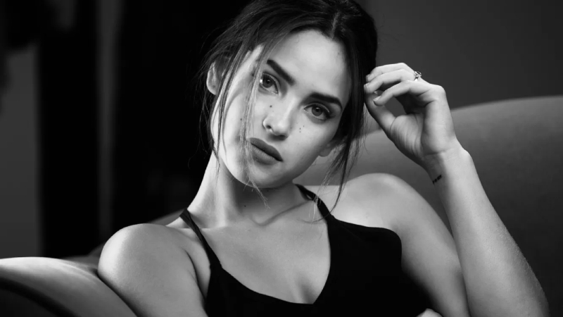 Adria Arjona