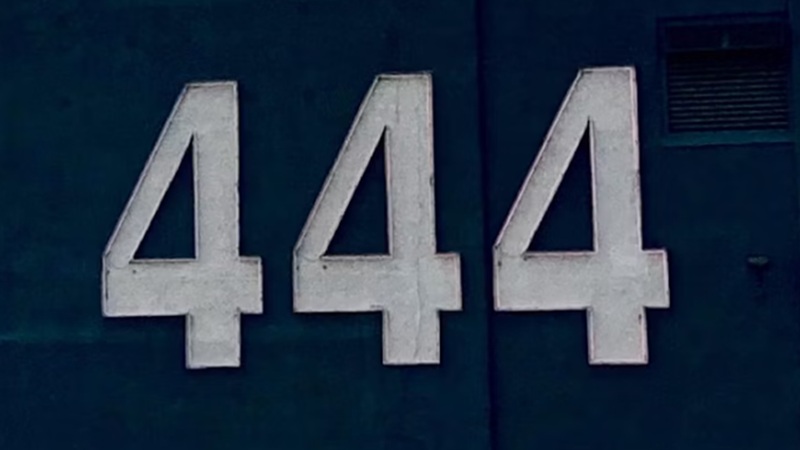 significado espiritual de 444